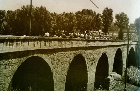 Pont Nou H04